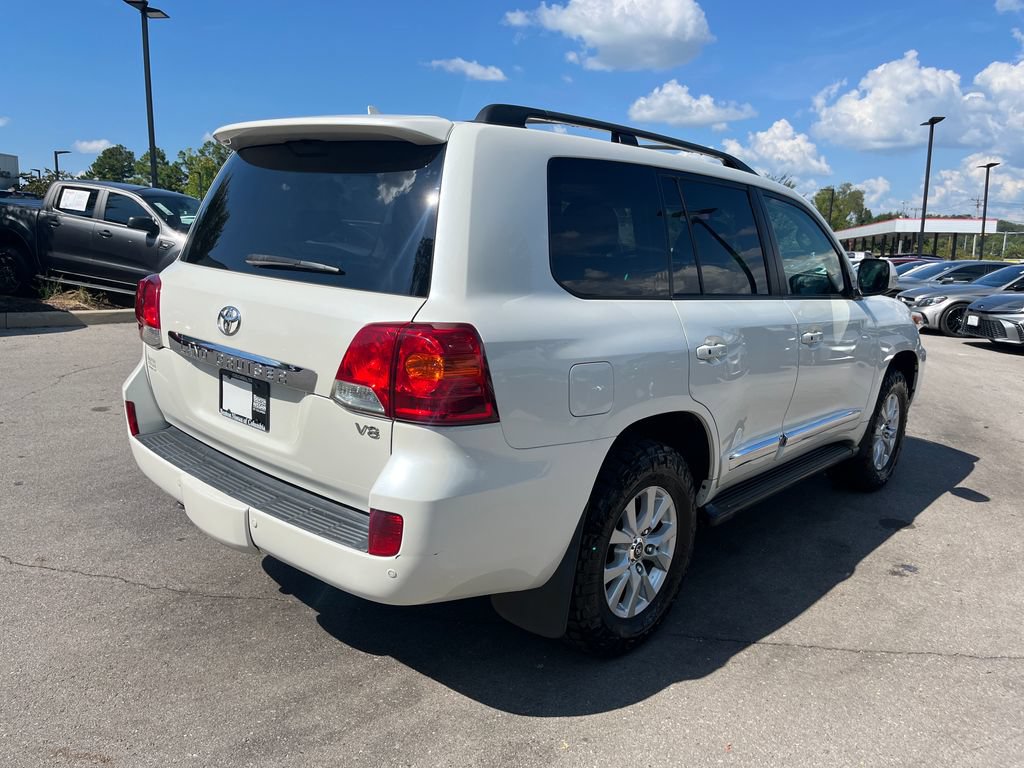 Used 2015 Toyota Land Cruiser AWD/4WD image 6