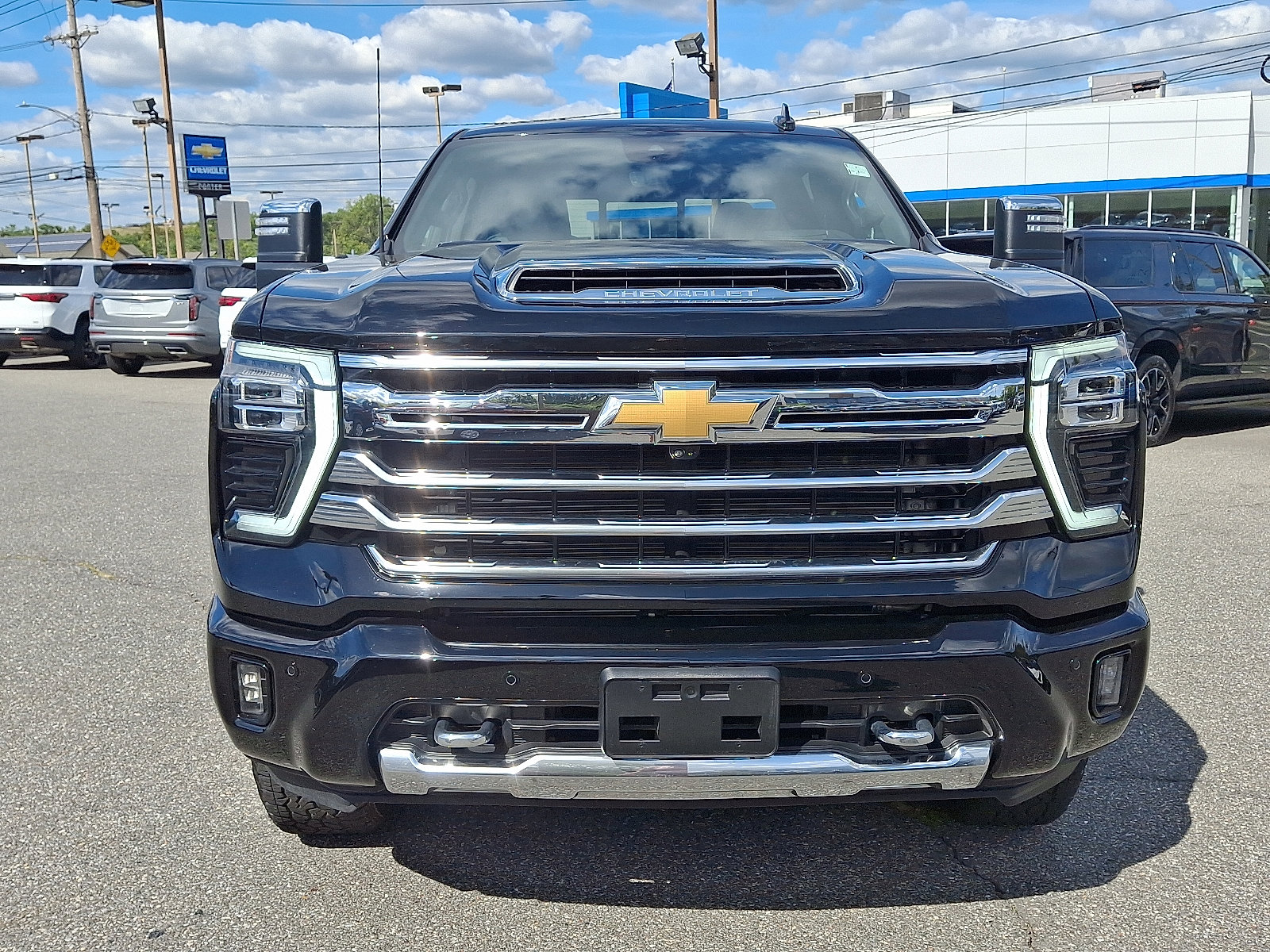 Used 2024 Chevrolet Silverado 2500 High Country image 2