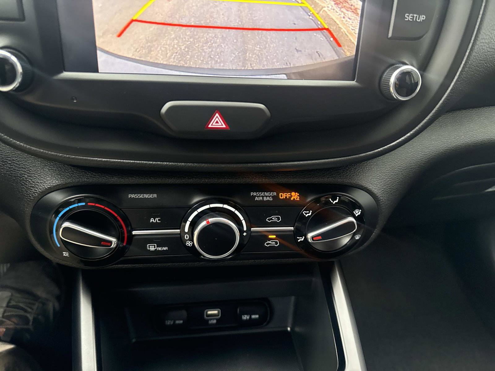 Used 2025 Kia Soul LX image 22