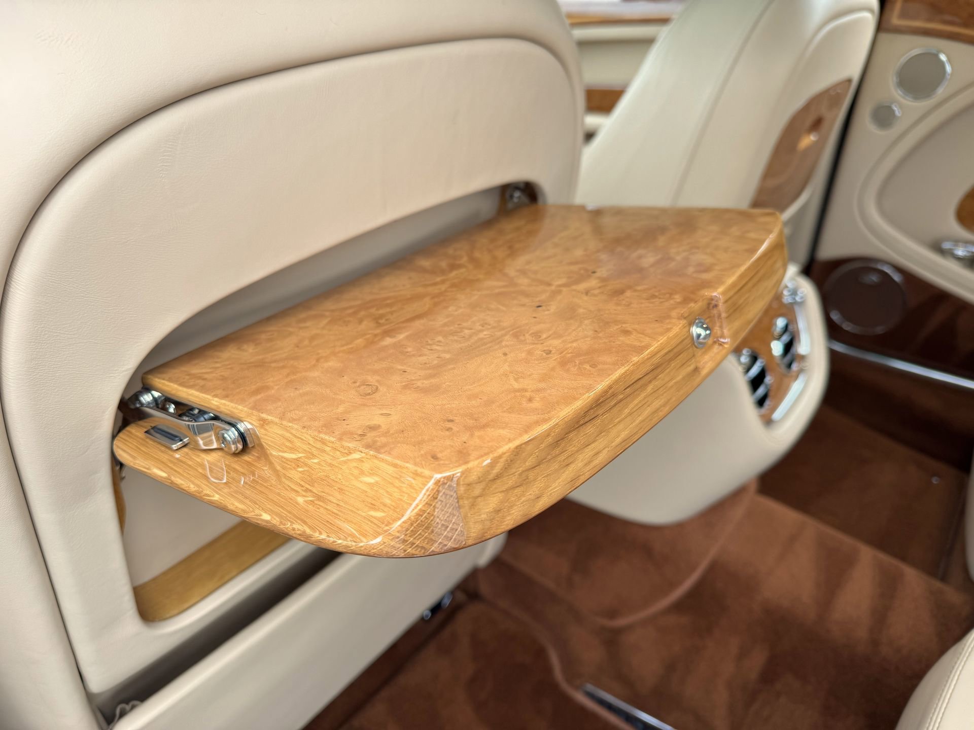 Used 2013 Bentley Mulsanne image 29