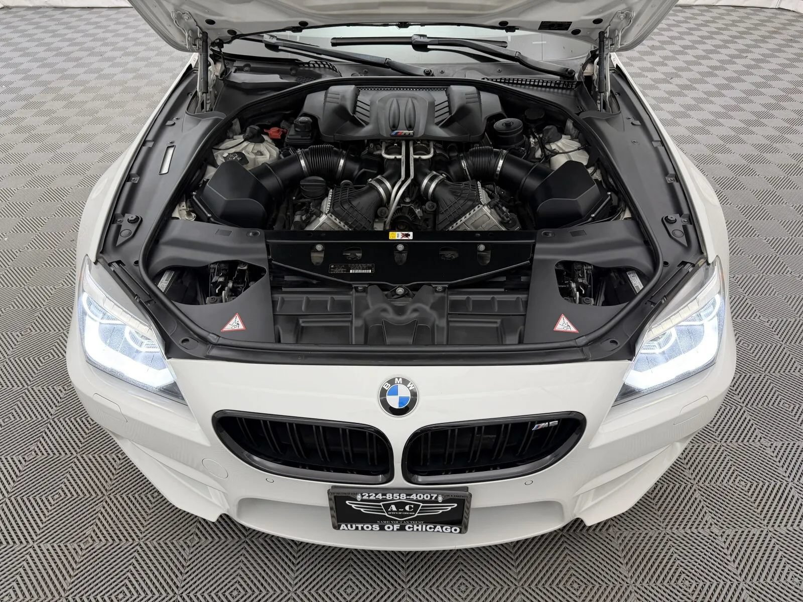 Used 2014 BMW M6 Convertible RWD image 34