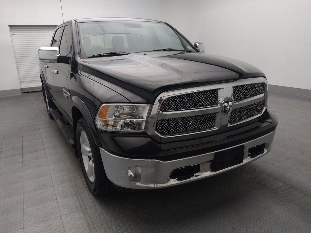 Used 2018 RAM 1500 SLT image 14