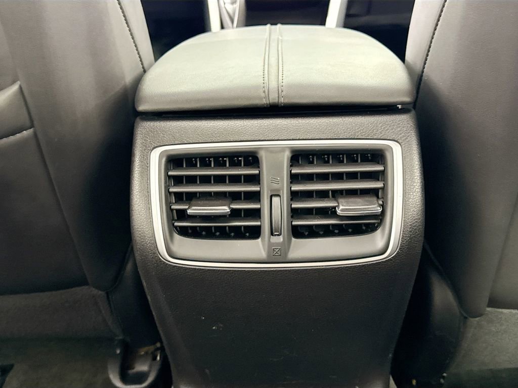 Used 2017 Acura TLX w/ Technology Package image 30