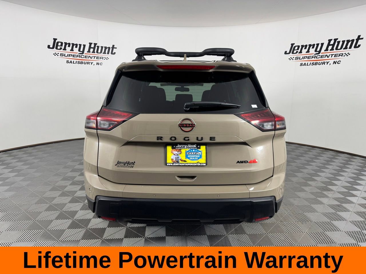 Used 2025 Nissan Rogue SV w/ Rock Creek Premium Package image 8