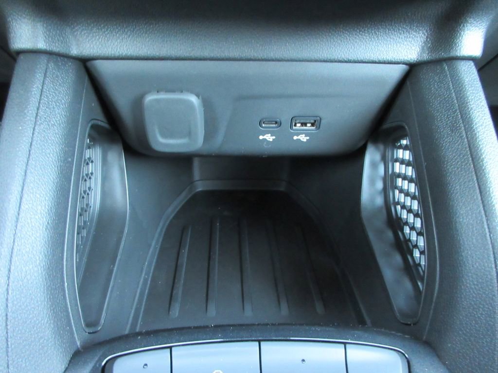 New 2026 Chevrolet TrailBlazer LT w/ LPO, Blackout Package FWD image 29