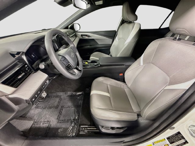 Certified 2025 Toyota Camry SE FWD image 21