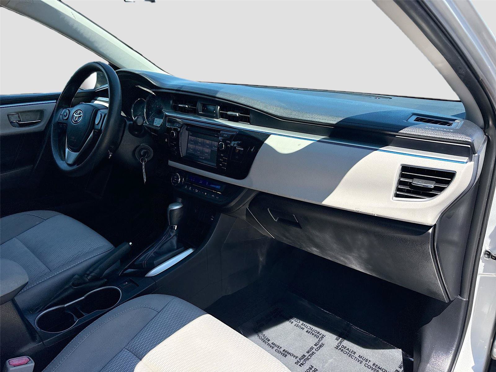 Used 2014 Toyota Corolla LE FWD image 26