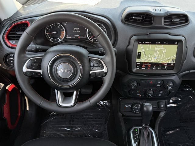 Used 2023 Jeep Renegade Trailhawk AWD/4WD image 12
