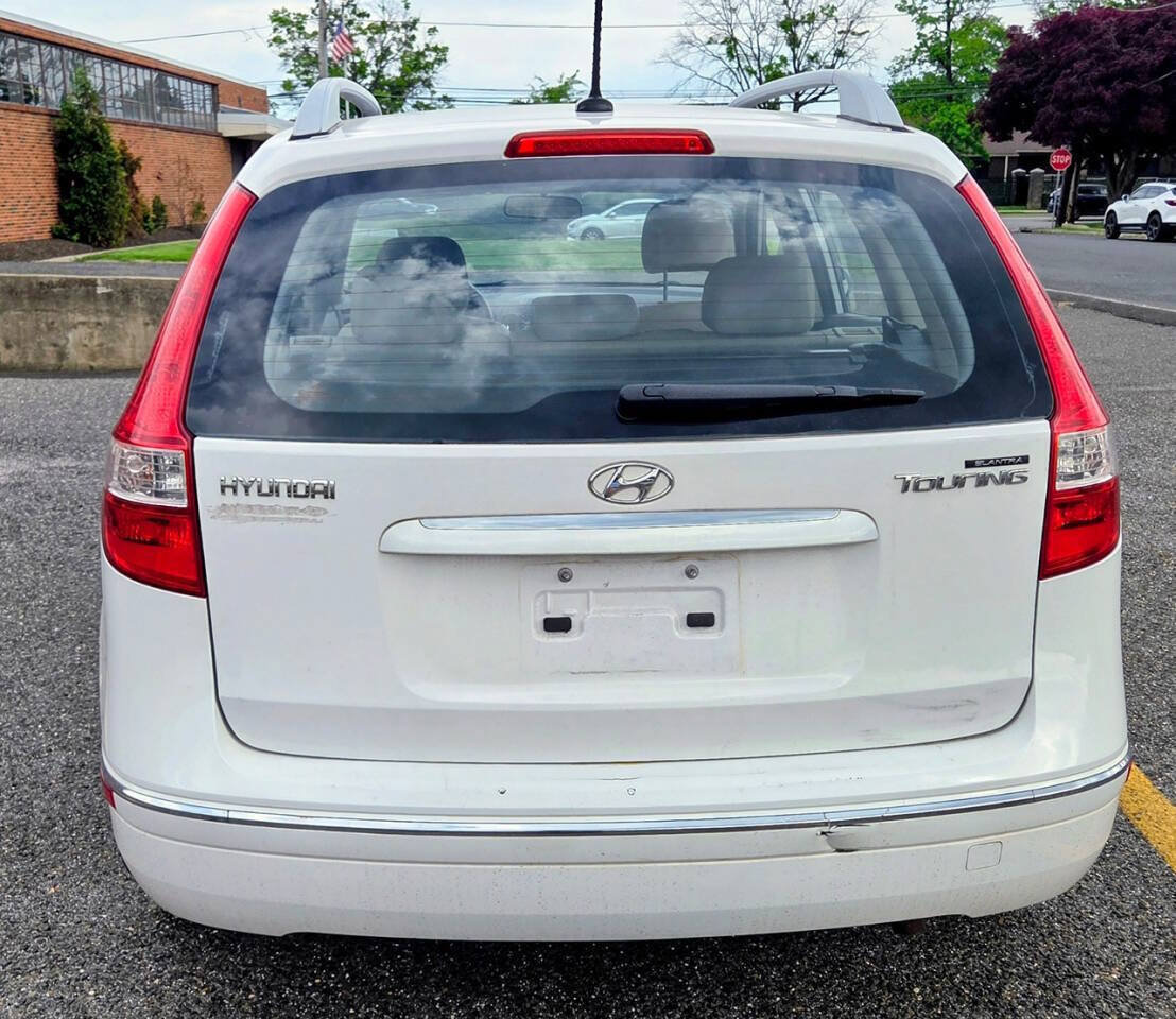 Used 2012 Hyundai Elantra FWD image 6