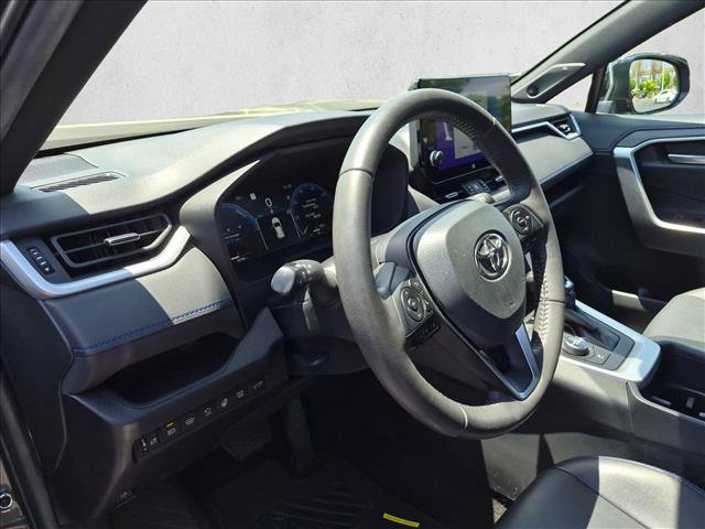 Used 2023 Toyota RAV4 XSE AWD/4WD image 10
