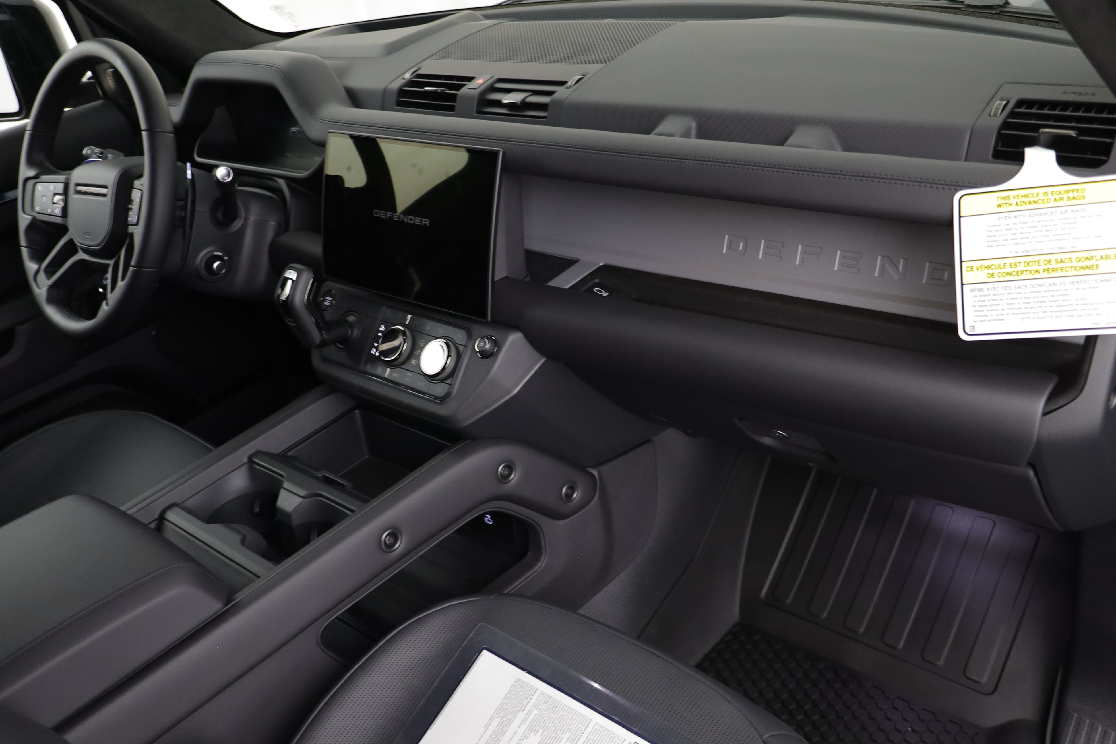 New 2026 Land Rover Defender 110 OCTA AWD/4WD image 22