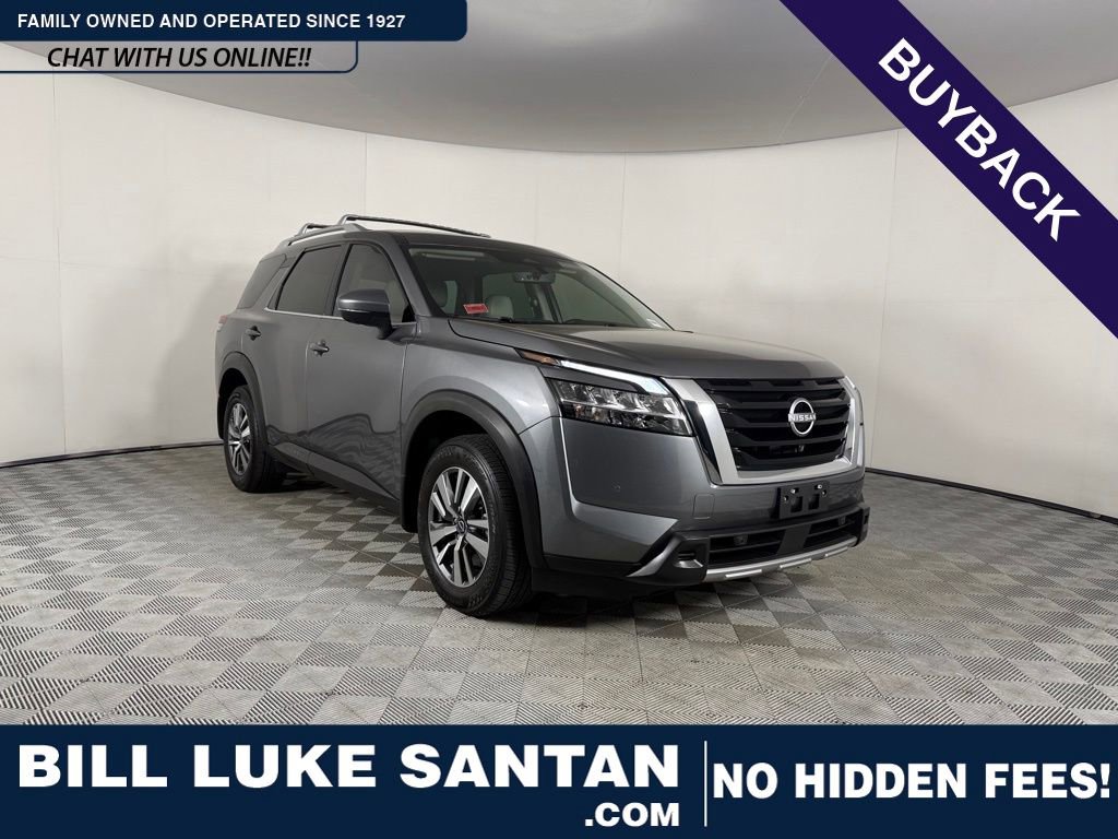 Used 2023 Nissan Pathfinder SL image 1