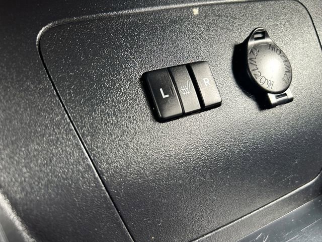 Used 2015 Toyota Prius Four FWD image 21
