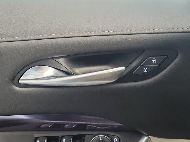 Certified 2022 Cadillac XT4 Luxury FWD image 16