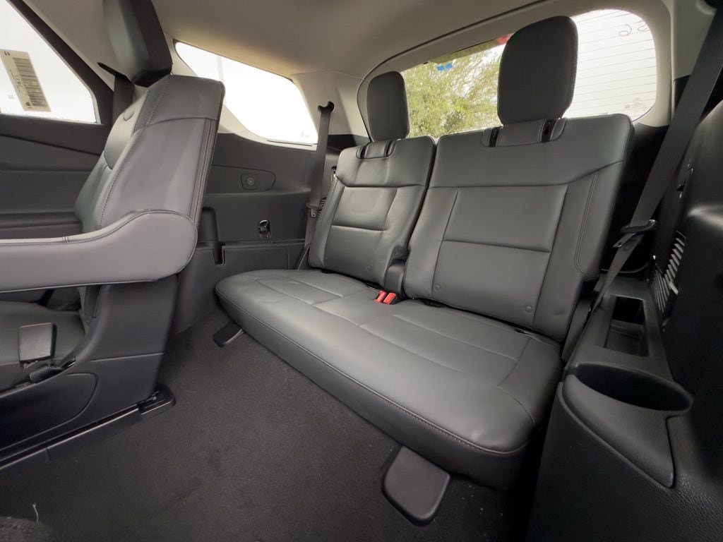 New 2026 Ford Explorer Active w/ Active Comfort Package RWD image 28
