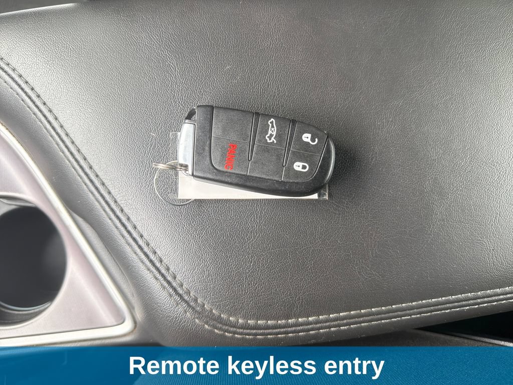 Used 2020 Dodge Challenger R/T w/ Blacktop Package RWD image 20