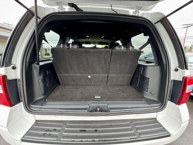 Used 2017 Ford Expedition Limited AWD/4WD image 6