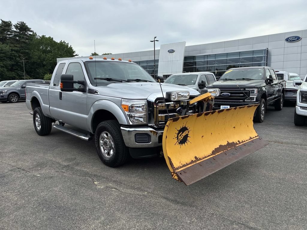 Used 2014 Ford F250 XLT w/ Snow Plow Prep Package AWD/4WD image 3
