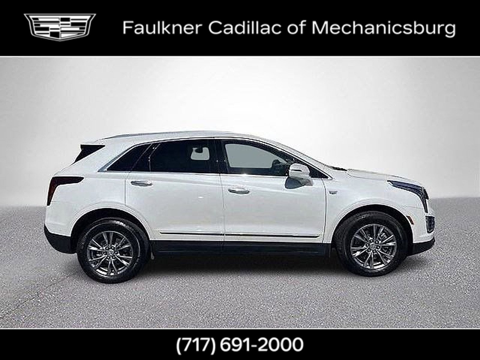 Used 2021 Cadillac XT5 Premium Luxury image 2