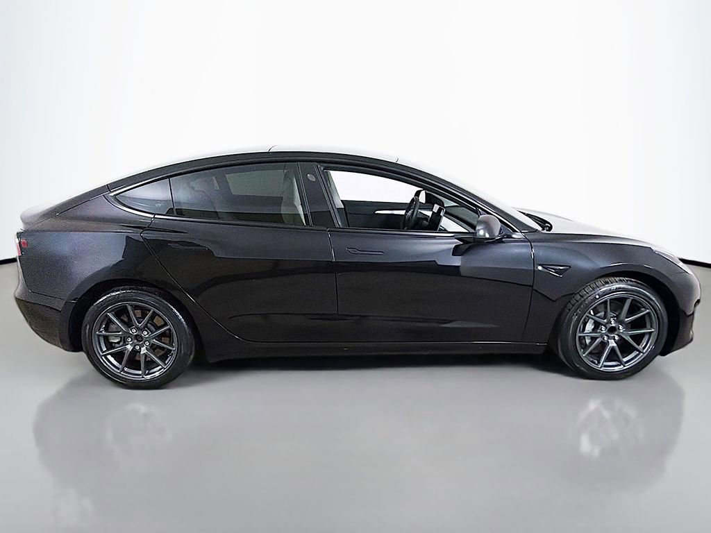 Used 2023 Tesla Model 3 Standard Range image 14