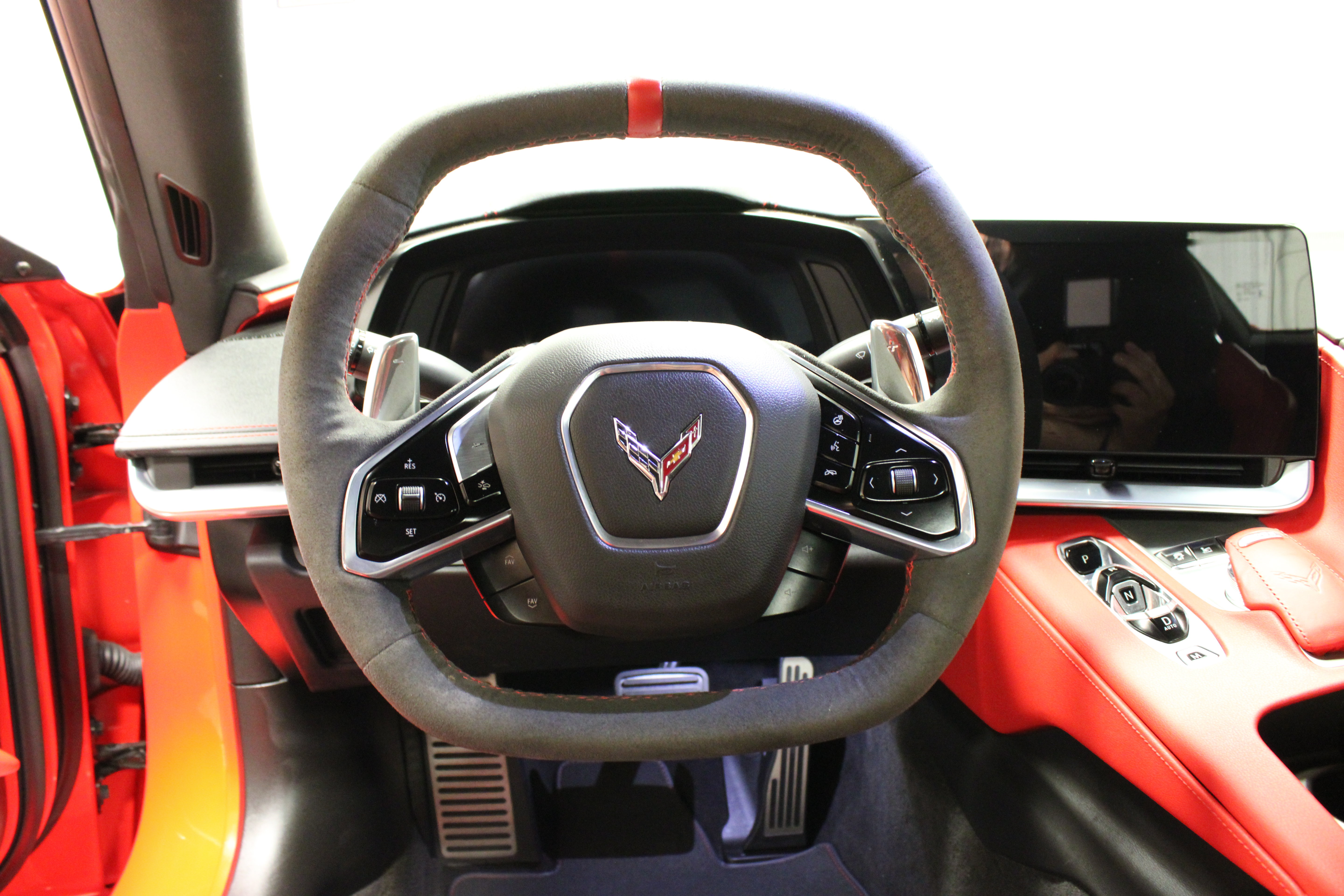 Used 2024 Chevrolet Corvette Stingray Preferred Conv RWD image 19