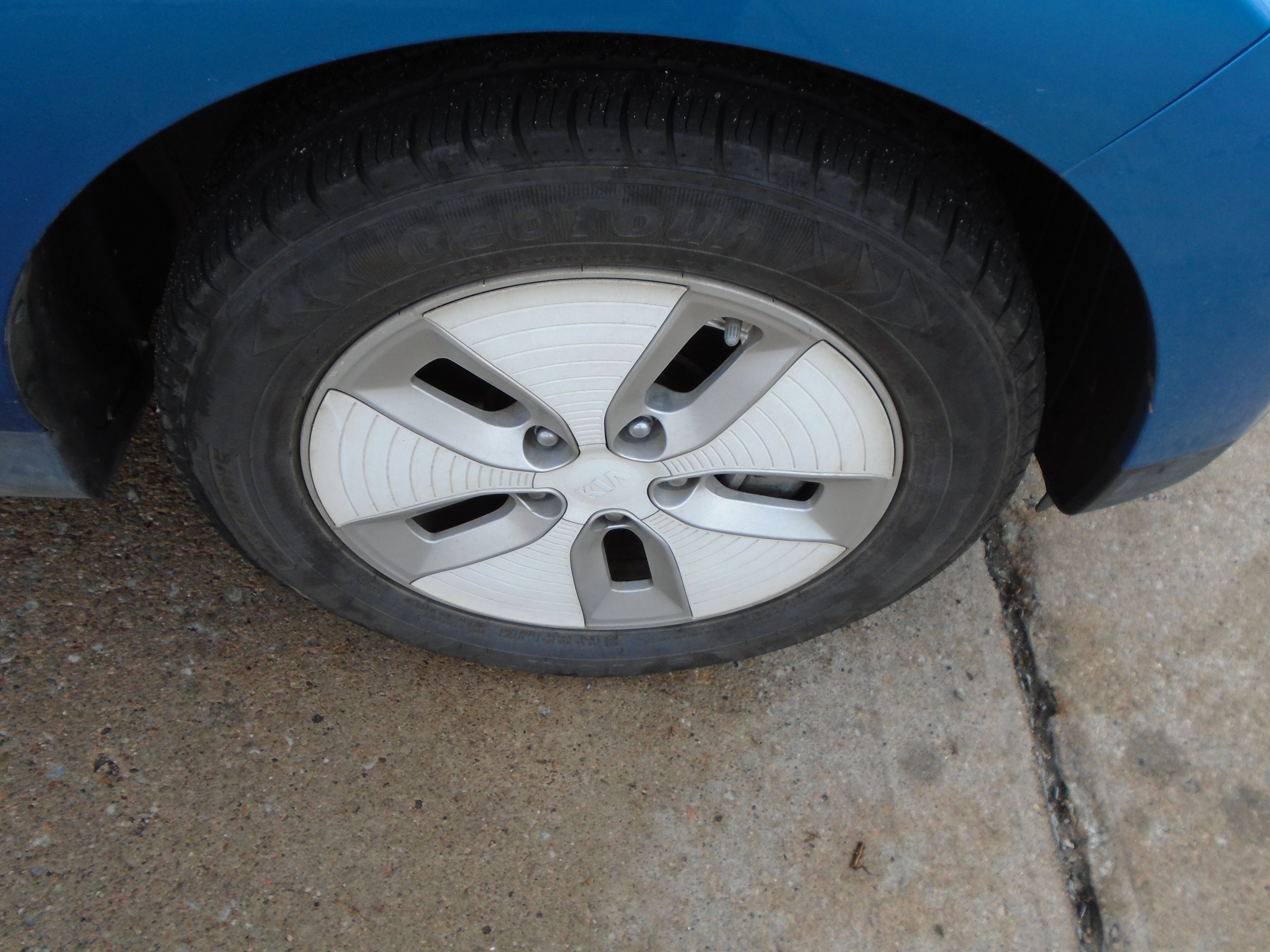 Used 2016 Kia Soul EV + image 18