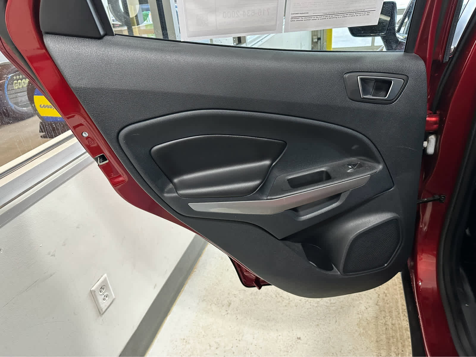 Used 2022 Ford EcoSport Titanium AWD/4WD image 28