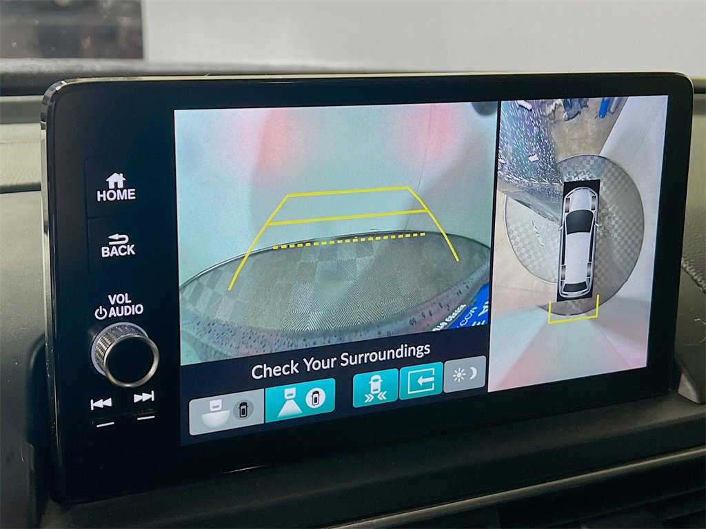 Used 2024 Honda Pilot Elite image 14