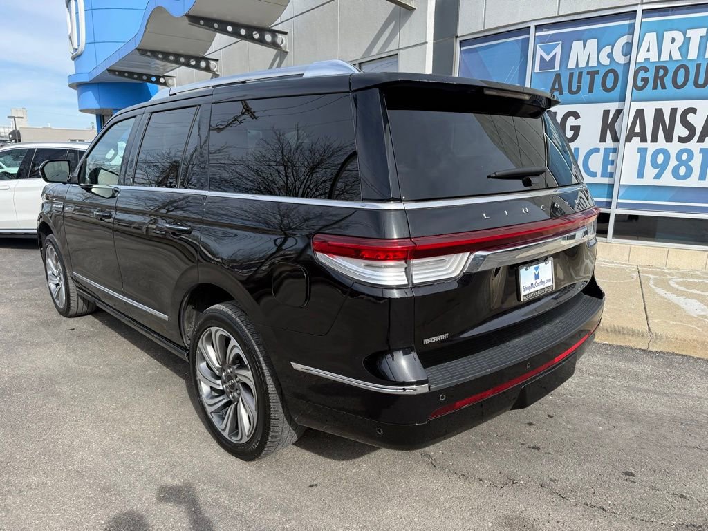 Used 2024 Lincoln Navigator Reserve image 14