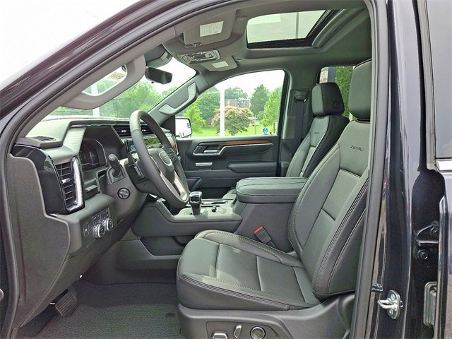 New 2025 GMC Sierra 1500 Denali w/ Denali Reserve Package image 9