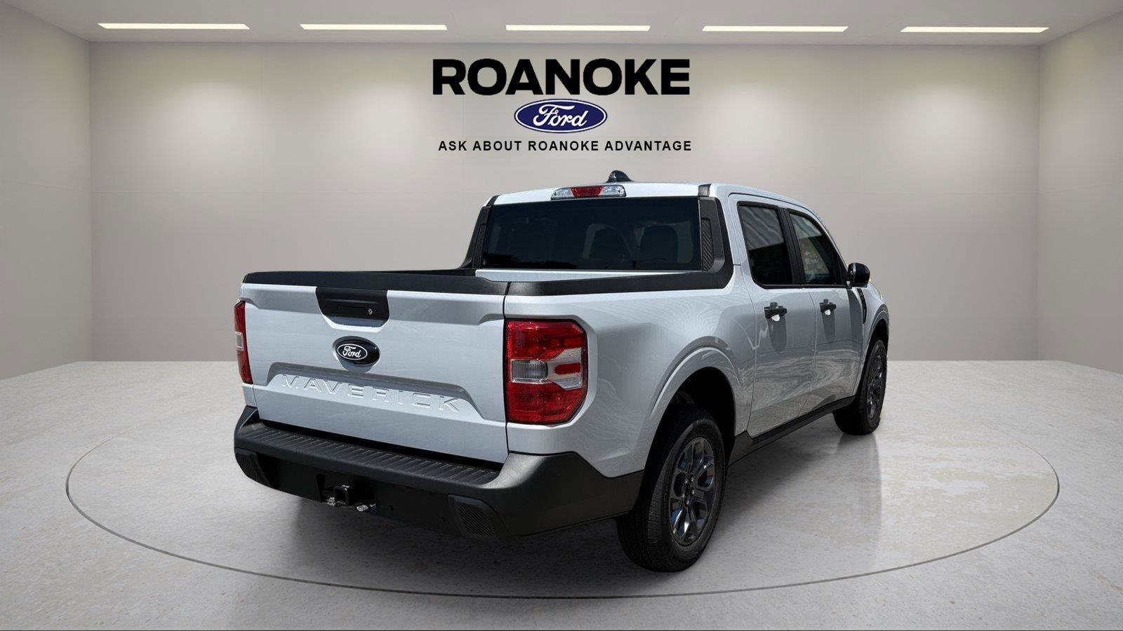 New 2026 Ford Maverick XLT w/ XLT Luxury Package AWD/4WD image 5