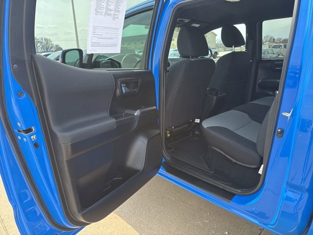 Used 2020 Toyota Tacoma TRD Off-Road image 36