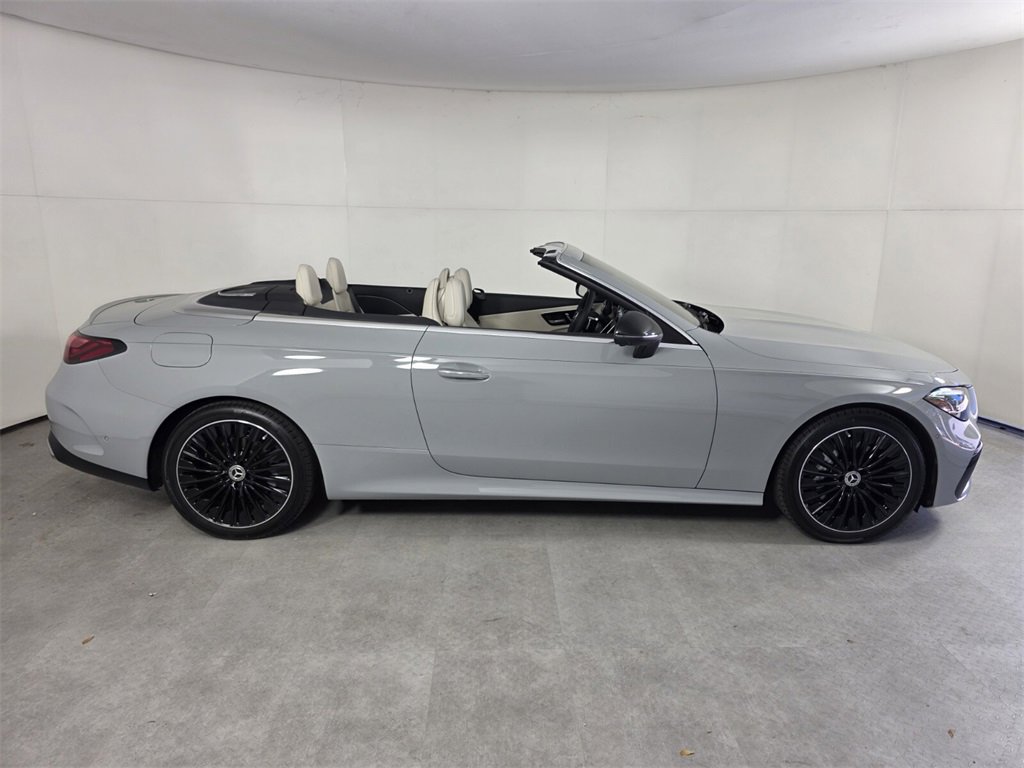 Used 2026 Mercedes-Benz CLE 300 4MATIC Cabriolet image 2