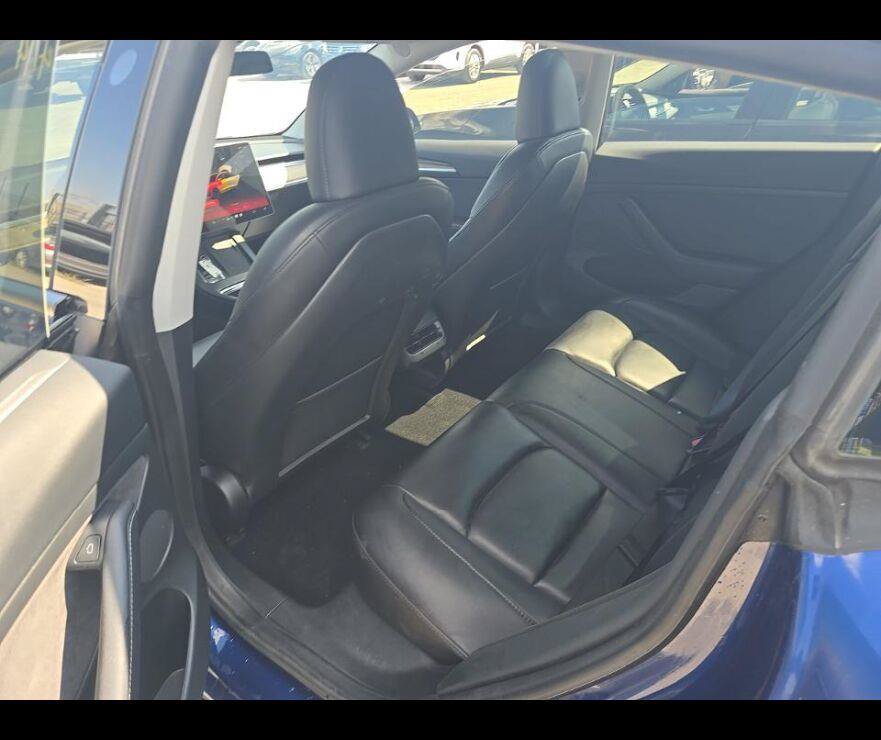 Used 2023 Tesla Model 3 Standard Range RWD image 6