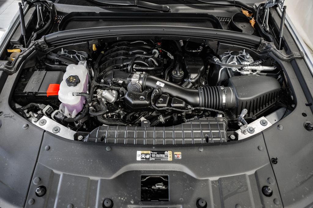 New 2025 Jeep Grand Cherokee Laredo X w/ Luxury Tech Group I image 18