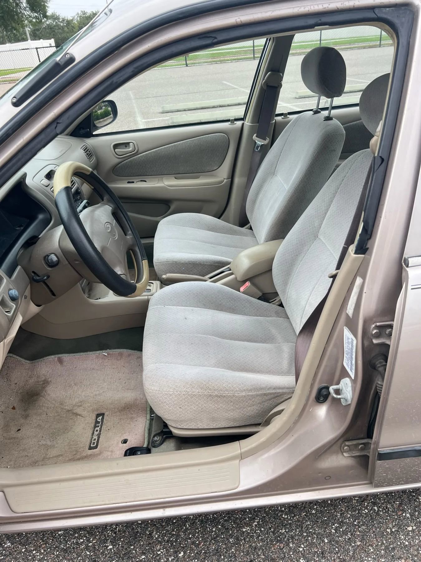 Used 1998 Toyota Corolla CE FWD image 17