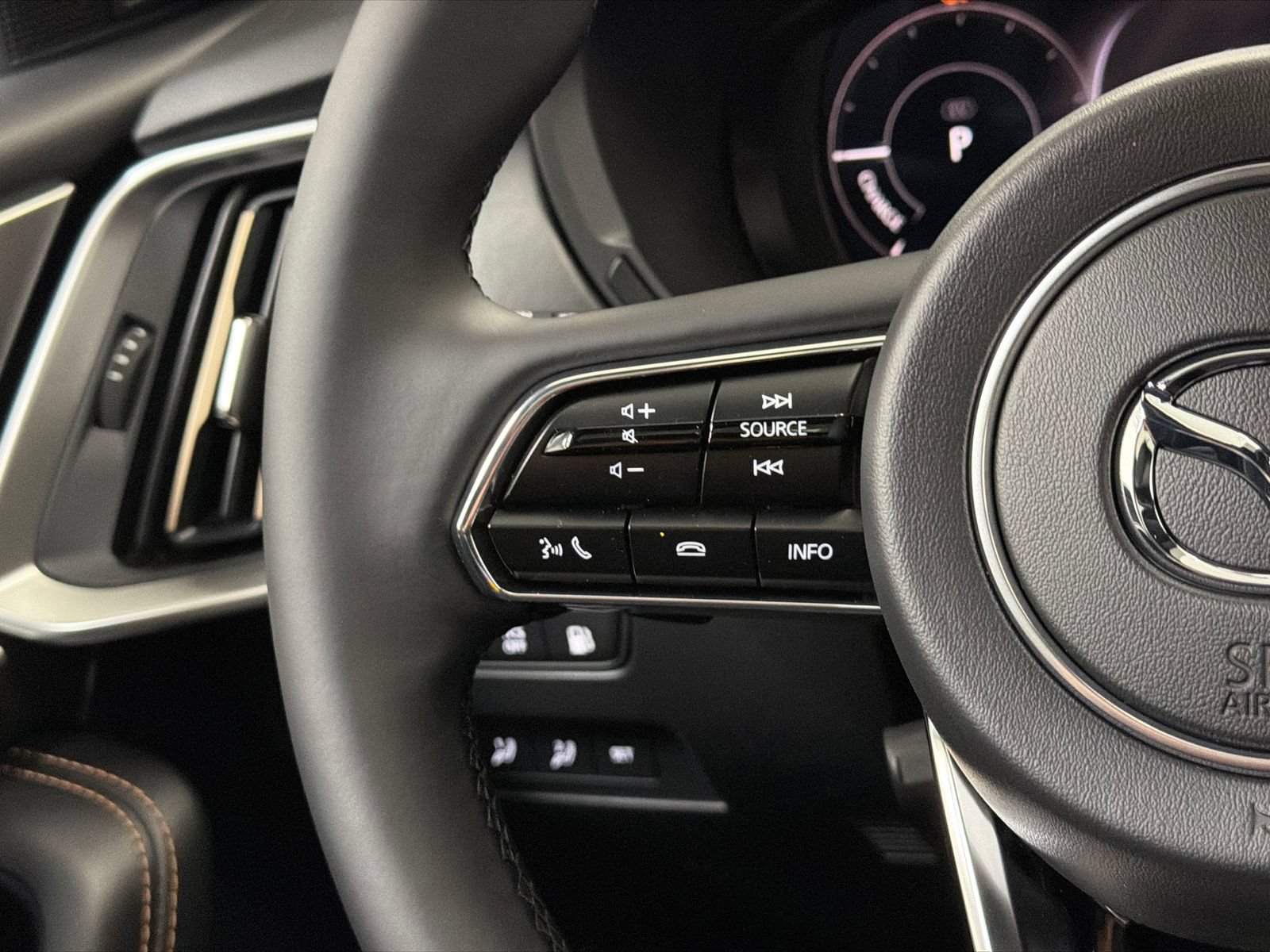 New 2026 MAZDA CX-90 Plug-In Hybrid w/ Premium Plus AWD/4WD image 24