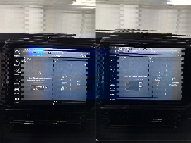 Used 2024 Jeep Wrangler Unlimited Rubicon 4xe w/ Convenience Group image 13