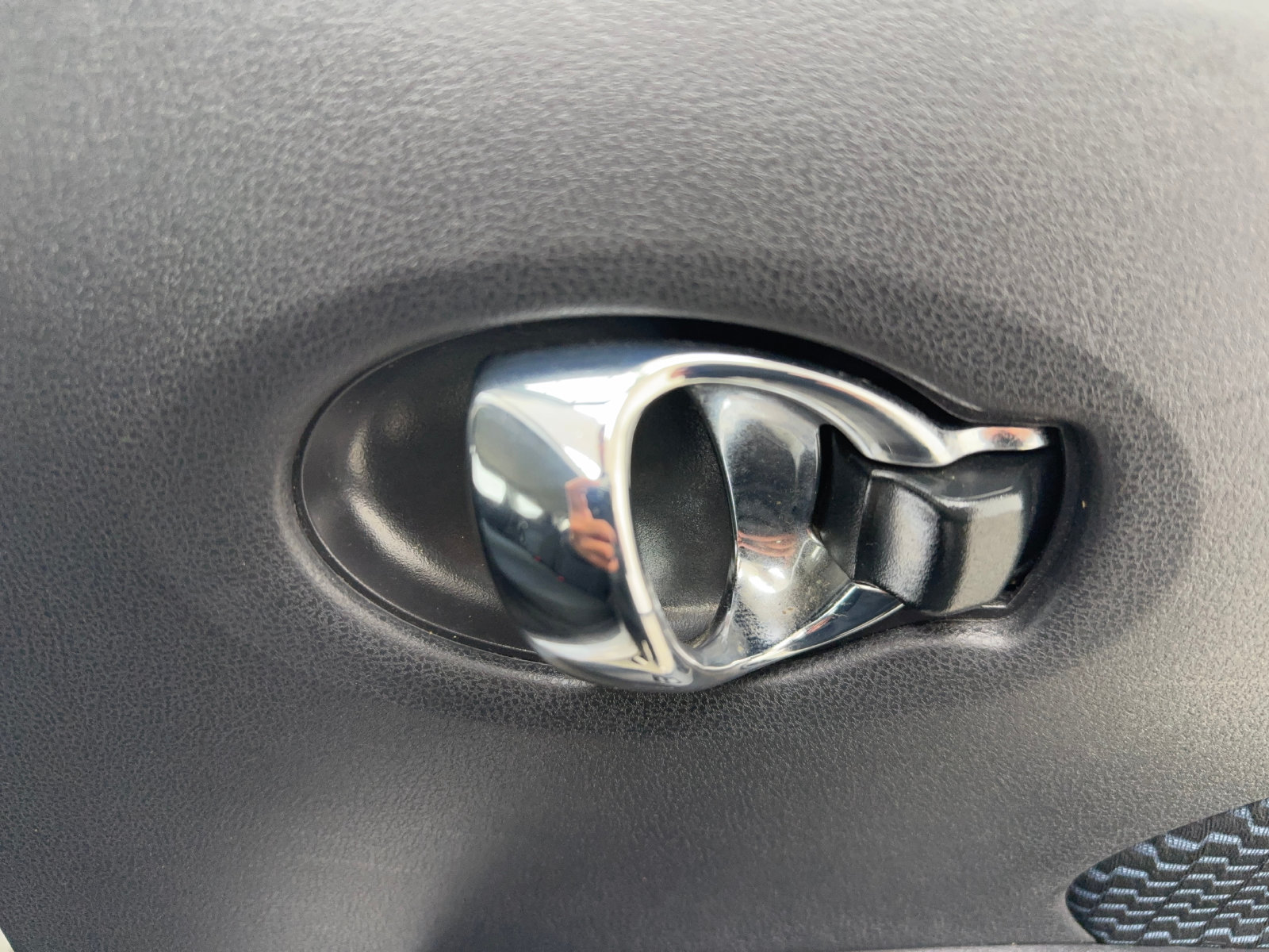 Used 2019 Nissan Versa Note SV FWD image 38