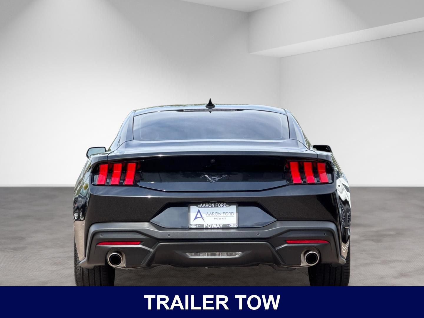 Used 2025 Ford Mustang Premium RWD image 5