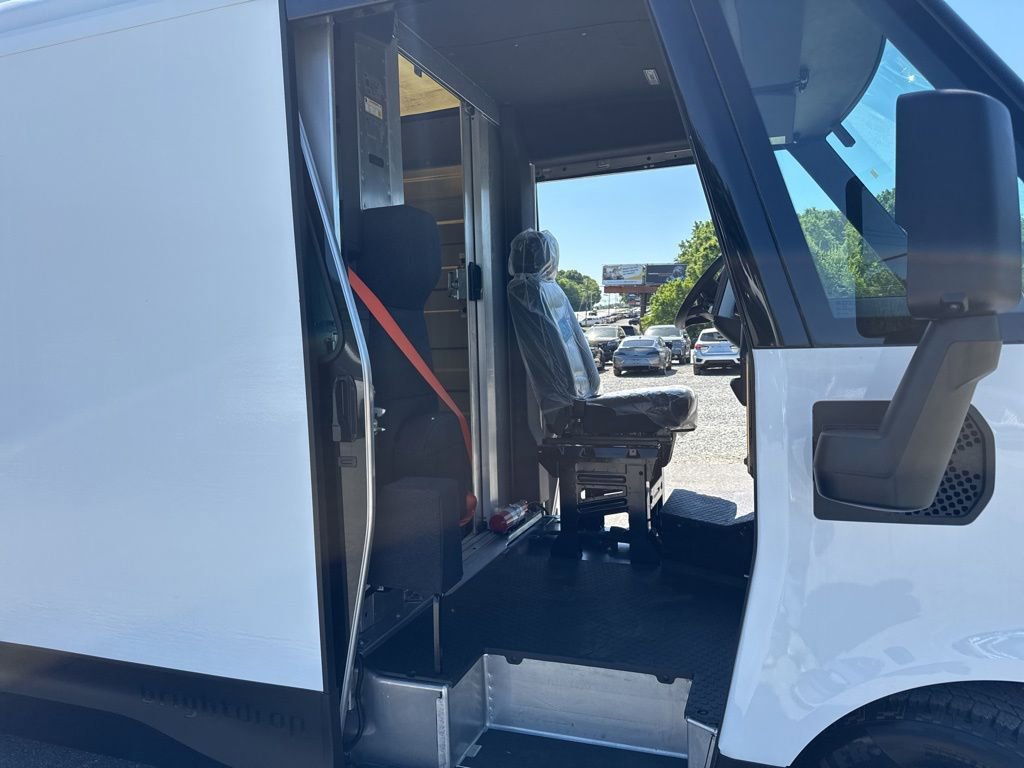 Used 2024 Chevrolet Brightdrop 600 w/ Battery Pack, Max Range image 23