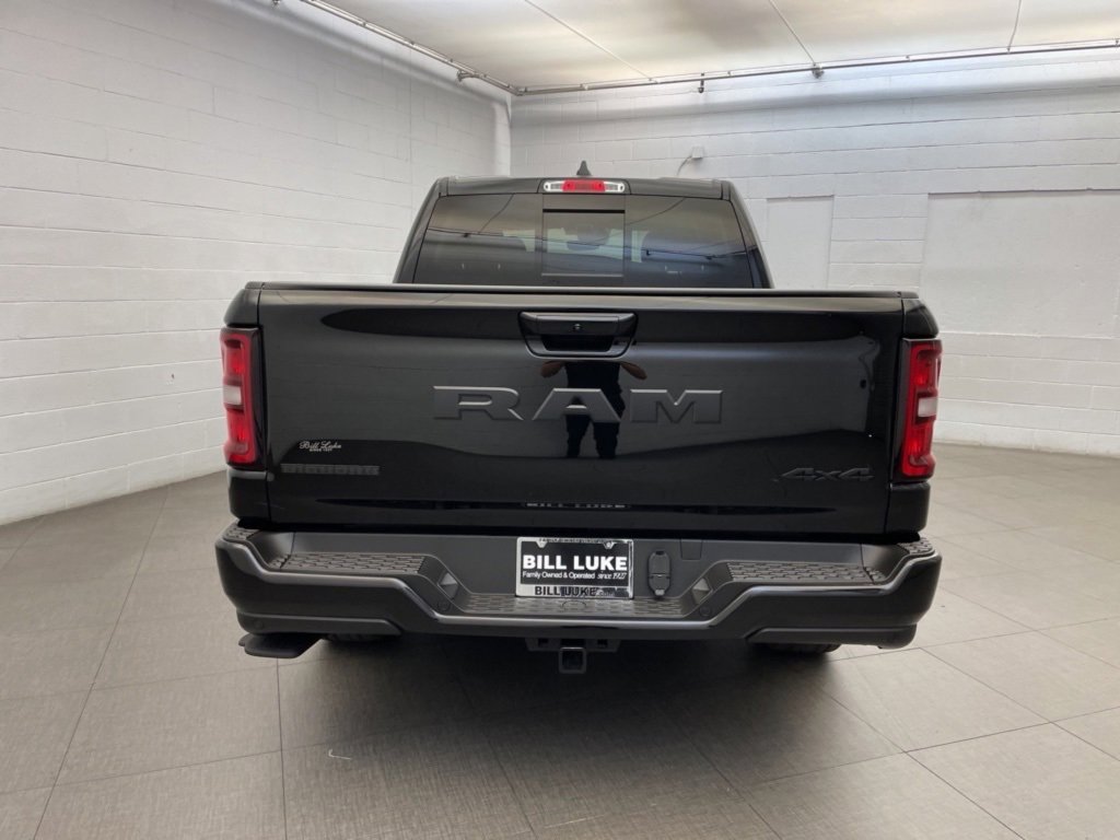 New 2025 RAM 1500 2WD Crew Cab image 4