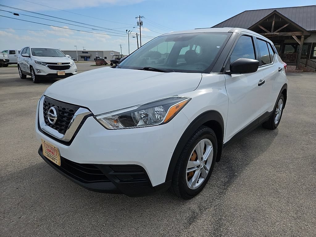 Used 2020 Nissan Kicks S