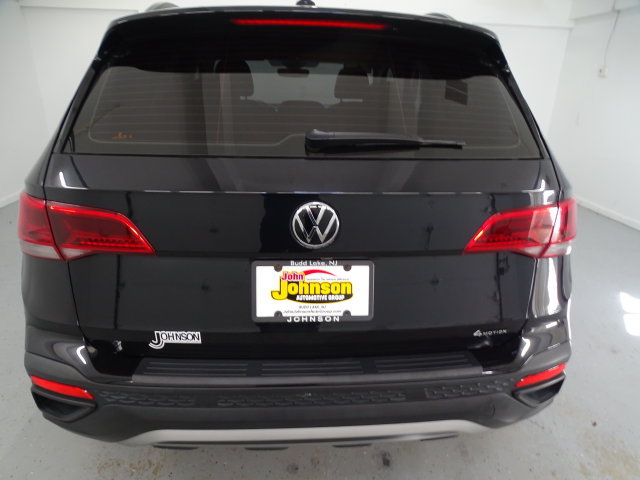 Used 2024 Volkswagen Taos S AWD/4WD image 19