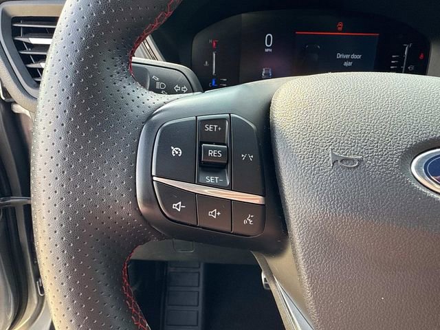 Used 2024 Ford Escape ST-Line image 29