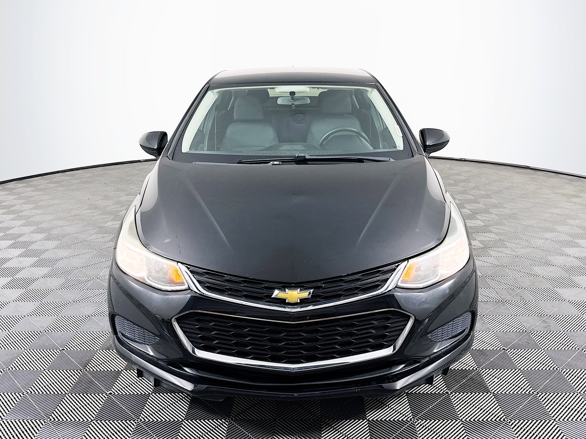Used 2017 Chevrolet Cruze LS image 2