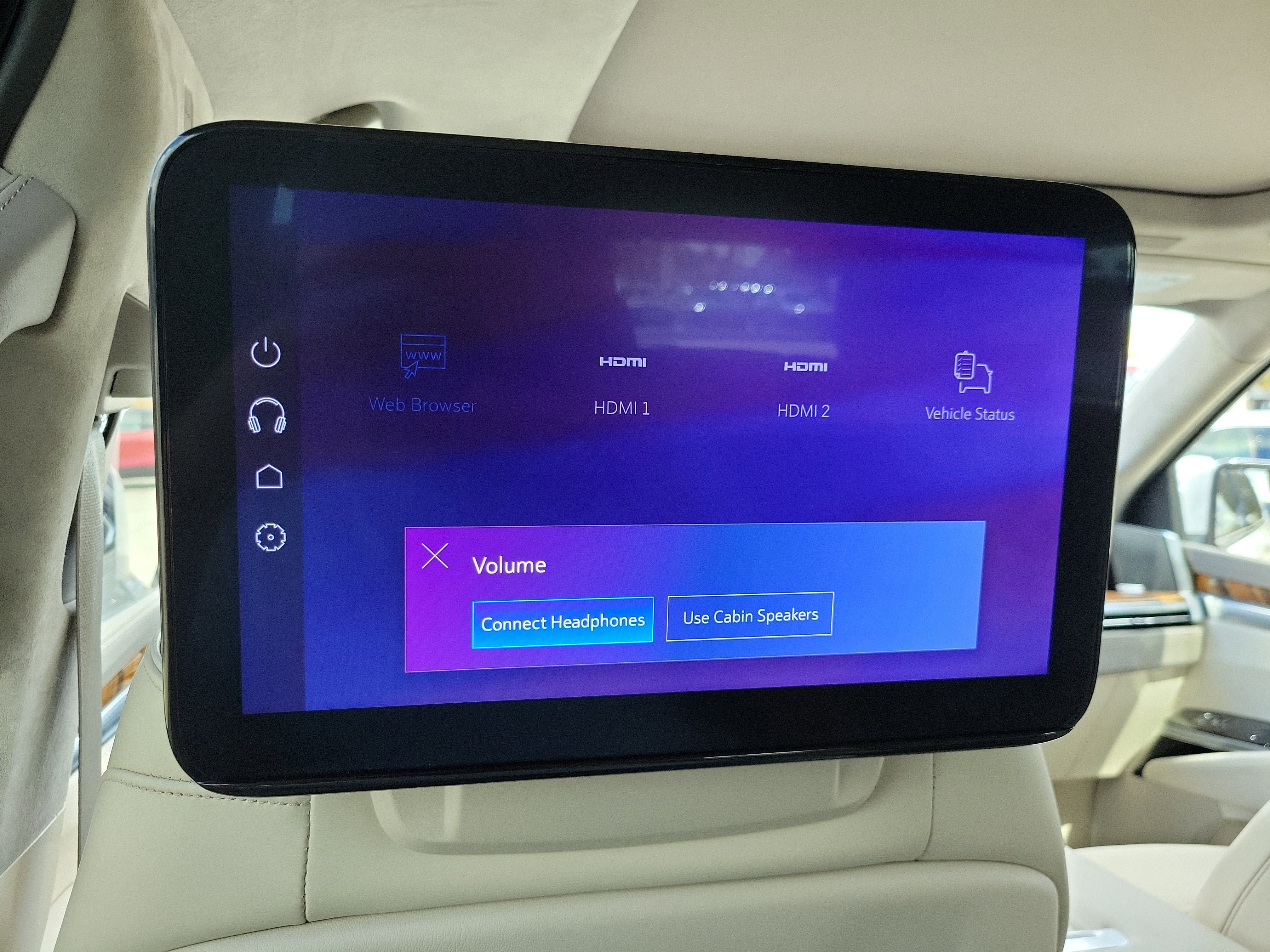 Certified 2025 Cadillac Escalade Sport Platinum image 17