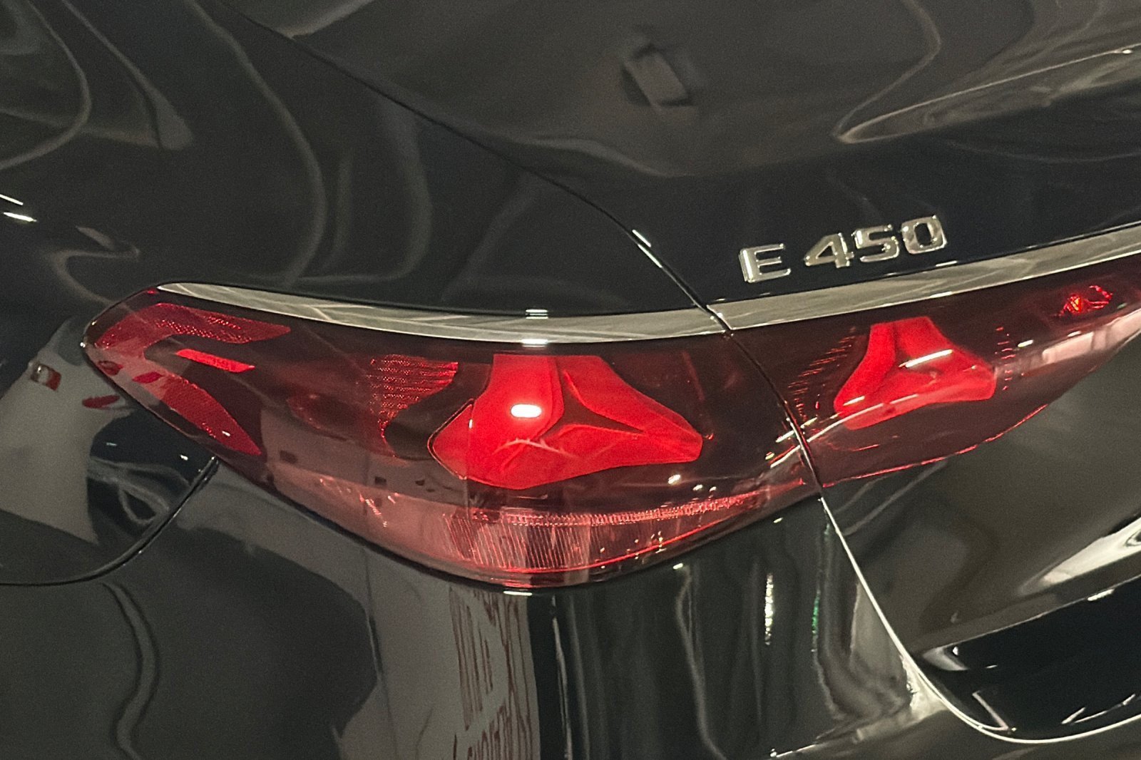 New 2027 Mercedes-Benz E 450 4MATIC Sedan image 26