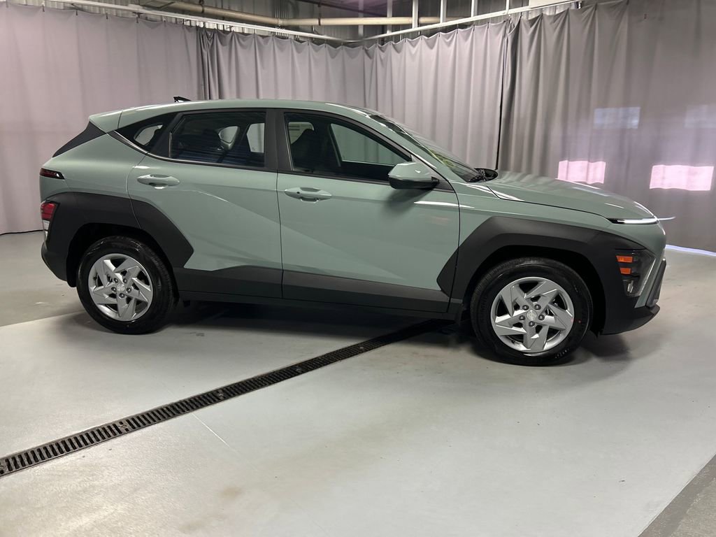 New 2026 Hyundai Kona SE image 8