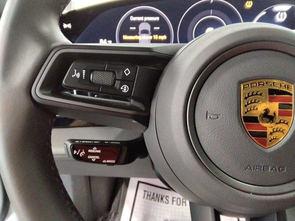 Used 2022 Porsche Taycan image 13